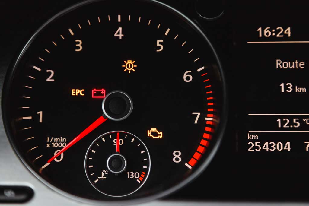 Bilde om 3.Tap av kraft – bilen svarer tregere